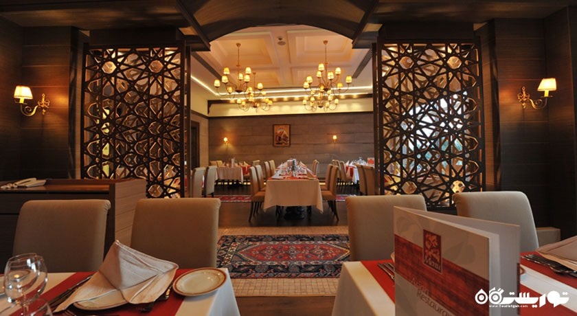 رستوران زیبای هتل لئودیکیا های کلاس